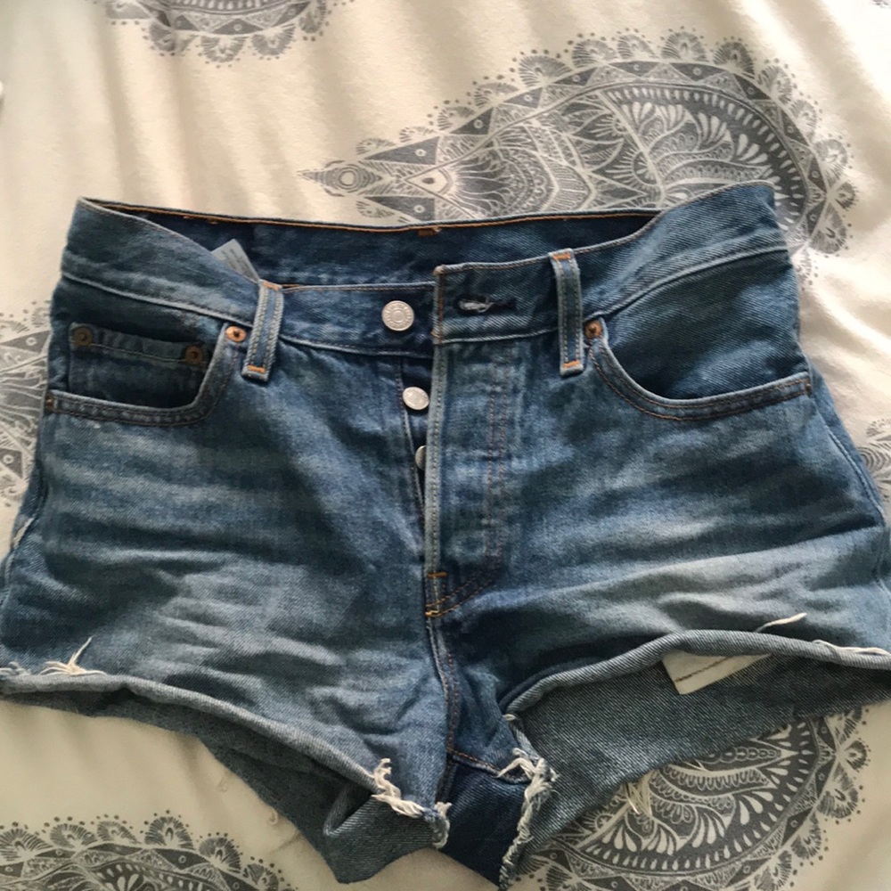 High Waisted Levi Shorts